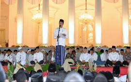 presiden-jokowi-menggelar-doa-dan-zikir-kebangsaan-dalam-rangka-menyambut-hut-ri-ke-79
